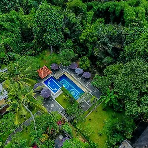 **** Ferienpark Alas Petulu And Indonesien